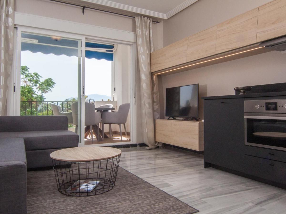 Modern In Medina Garden - Puerto Banus Apartment